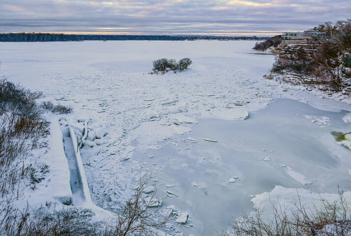 У слияния двух рек