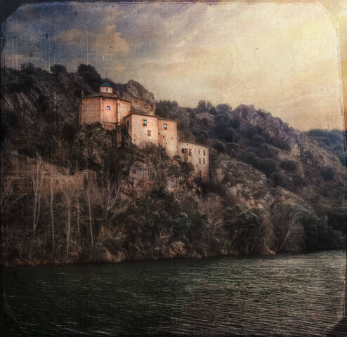 Старый монастырь 