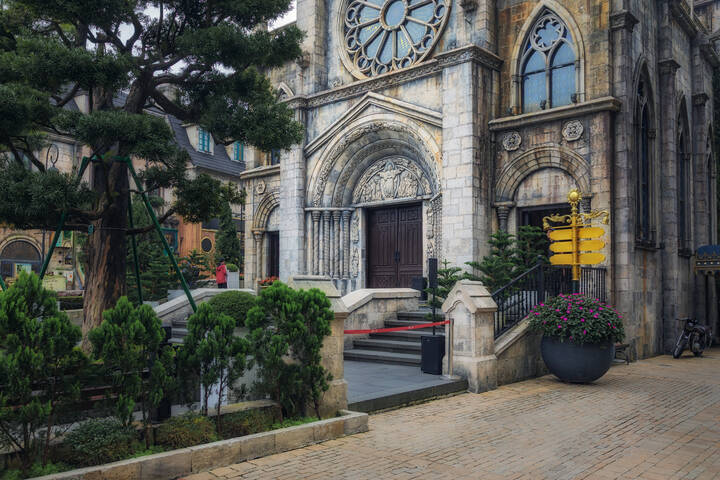 Парк развлечений Sun World Ba Na Hills