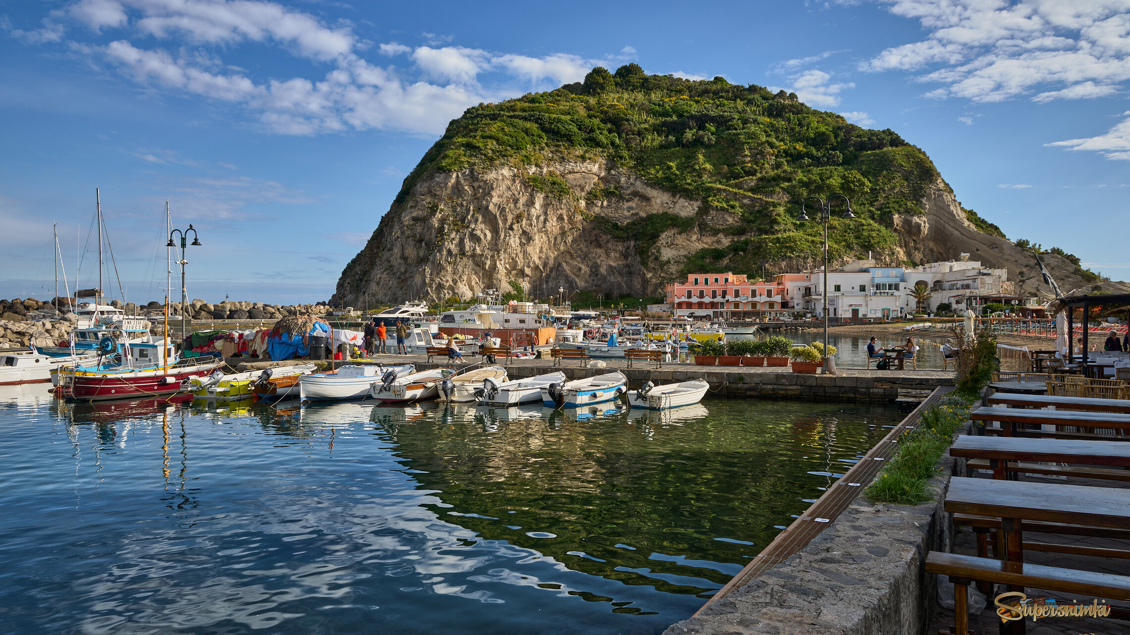 Ужин у моря на двоих...