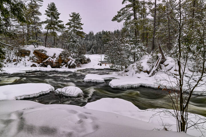 Скорость и недвижность