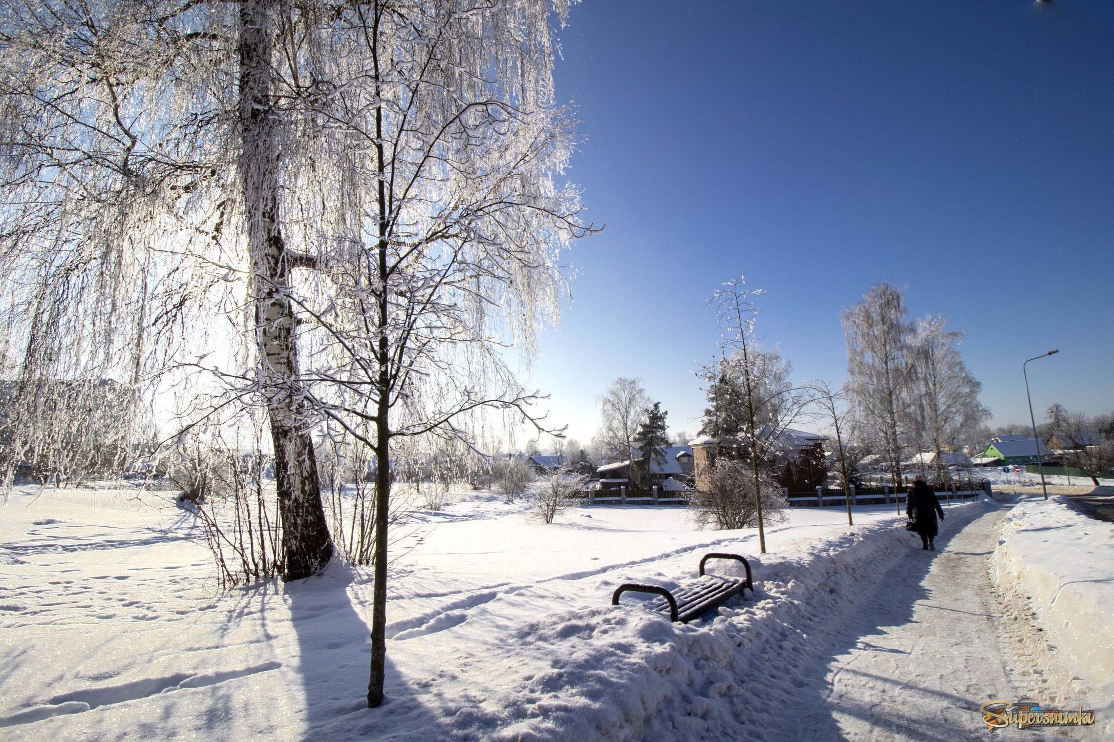 Зимнее, солнечное утро.