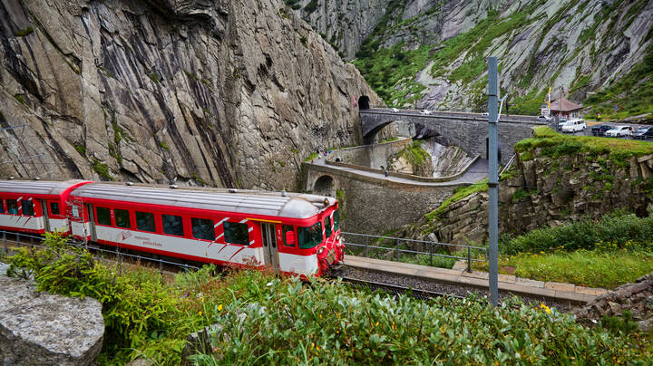 Санкт Готтард (Sankt Gotthard) и Чёртов мост...