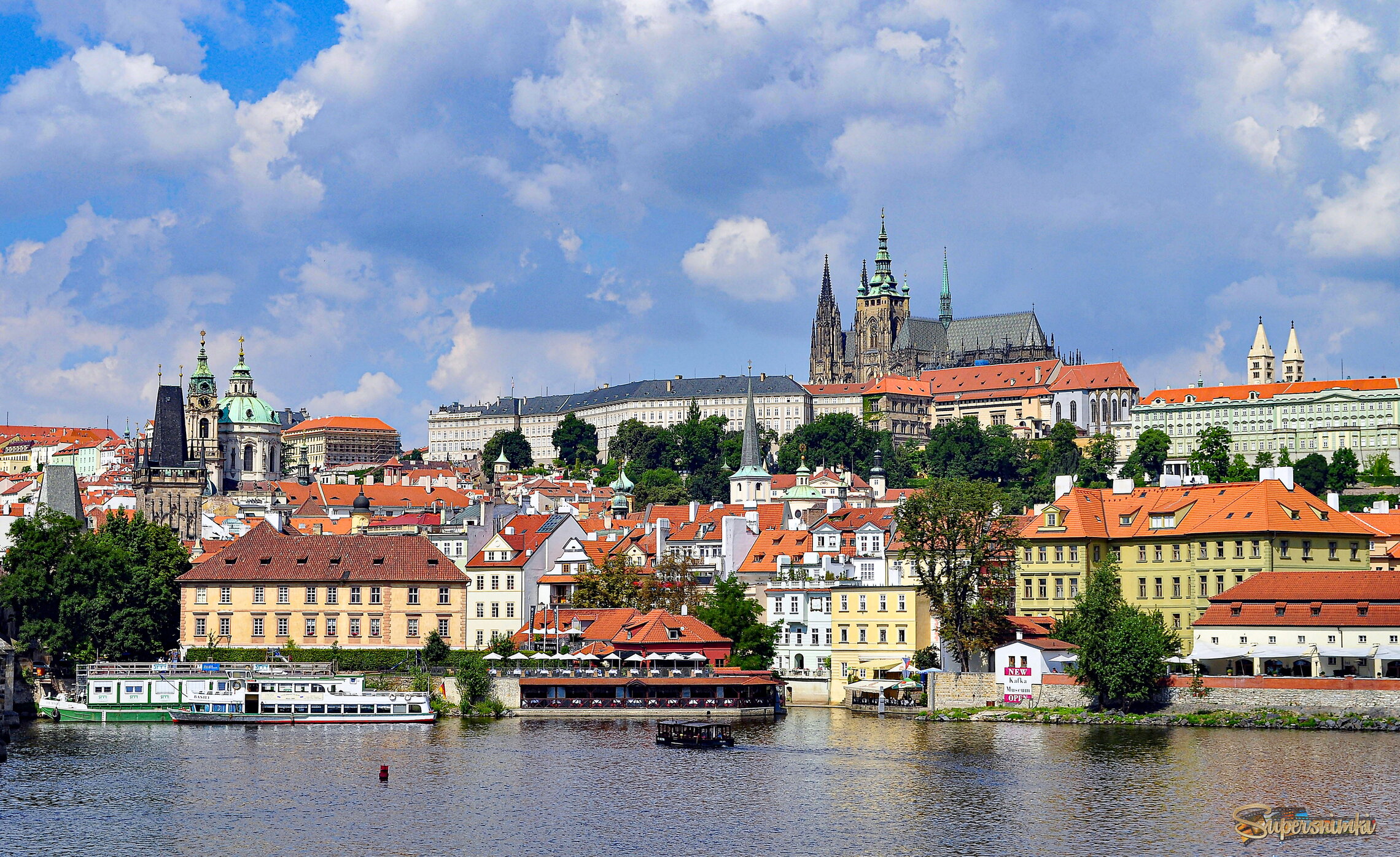 Злата Прага..