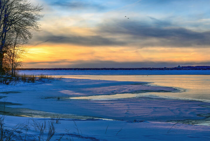 Пока не стаял снег