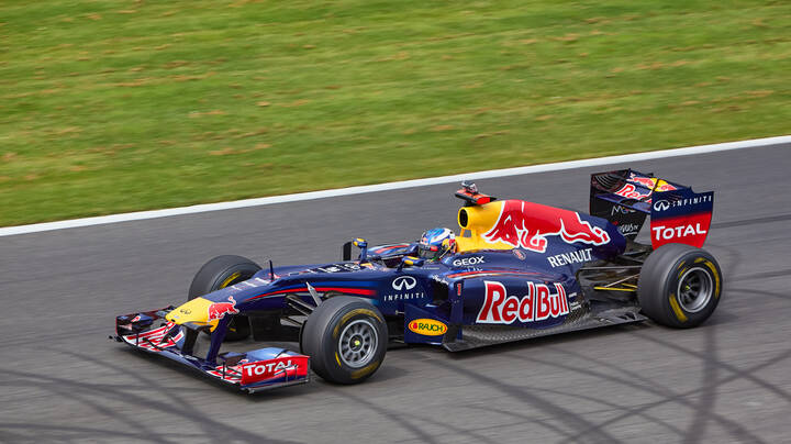 Формула 1 (F1)