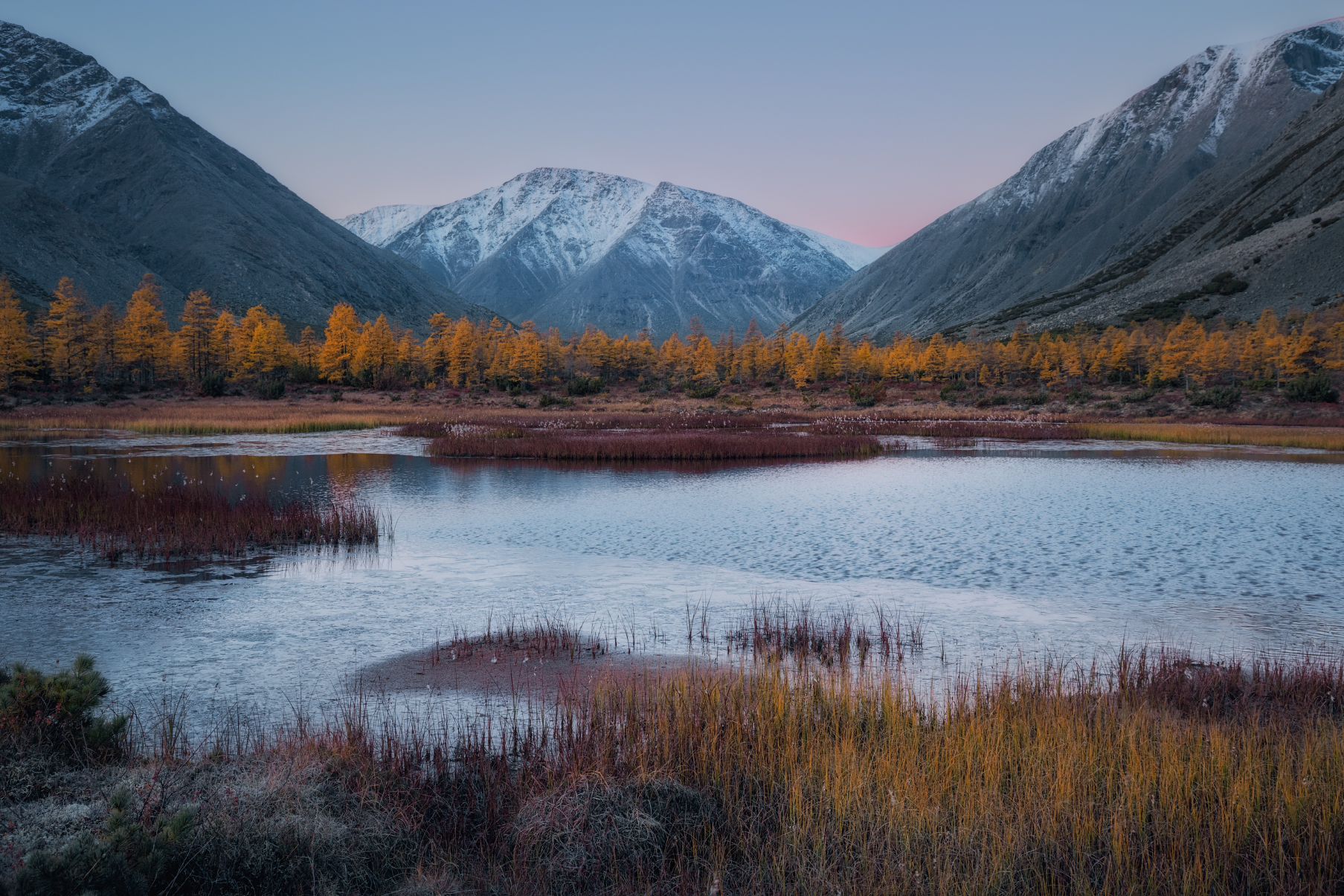 Уж небо осенью дышало