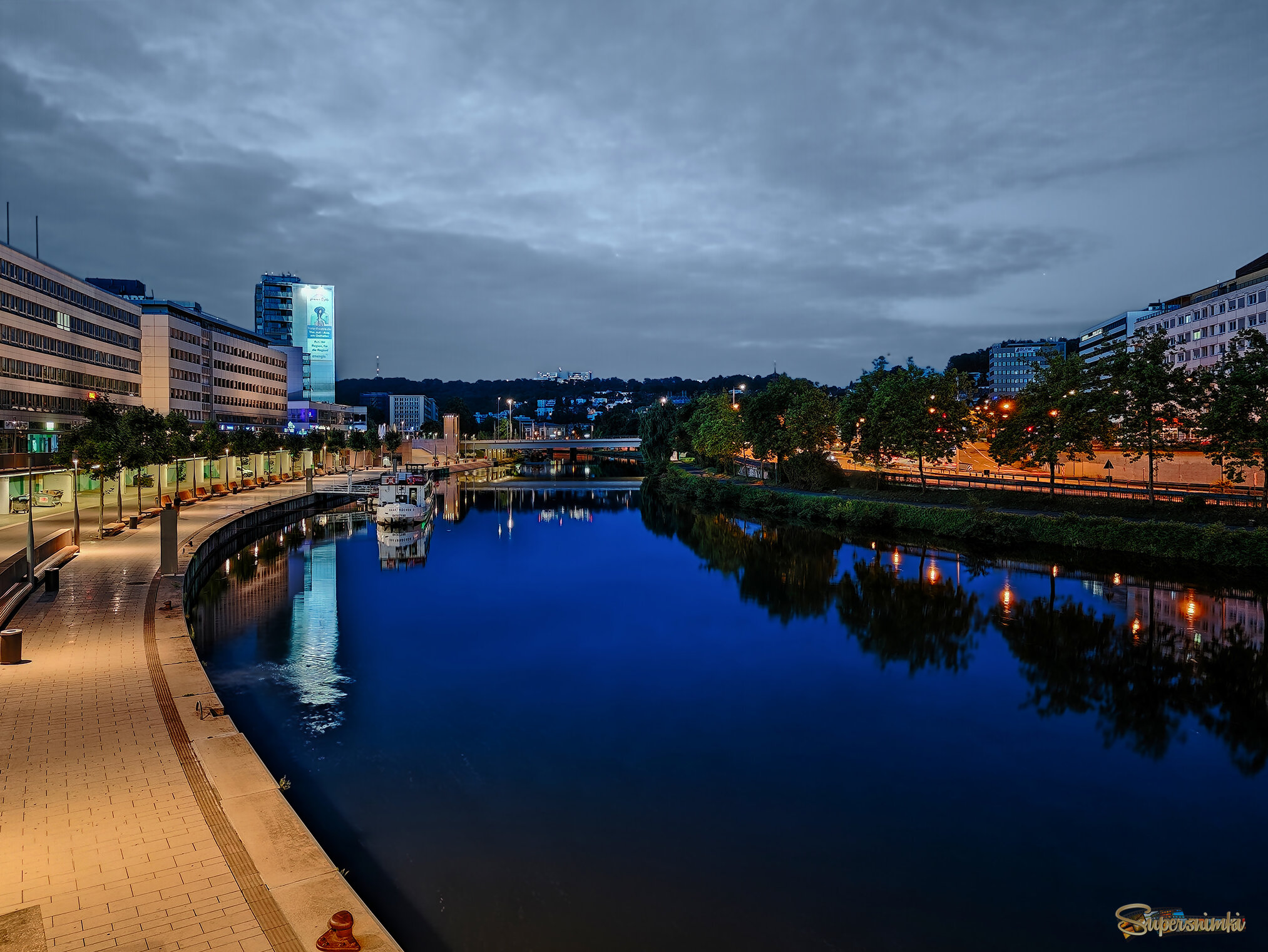 Саарбрюкен - набережная..  рассвет..