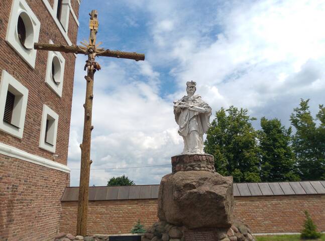 В старой католической церкви