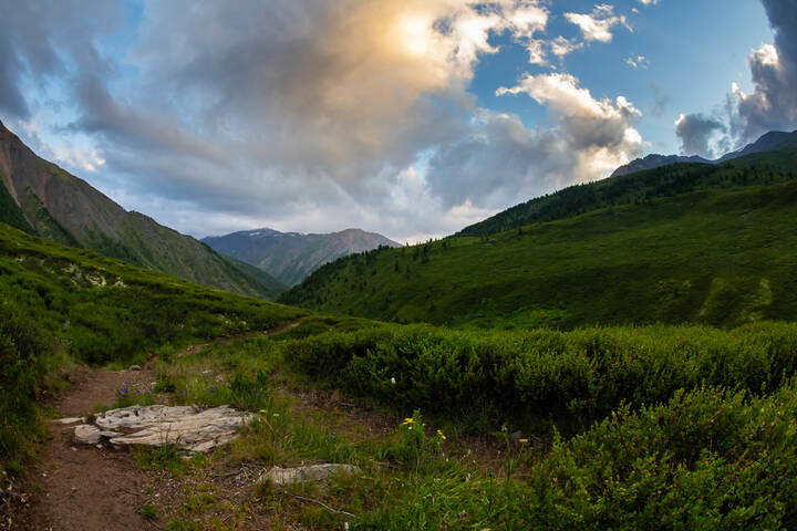 По дороге с облаками
