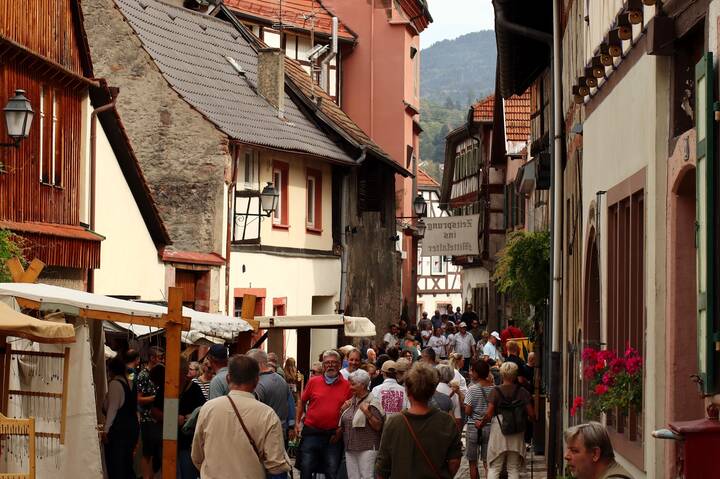 Городские улочки