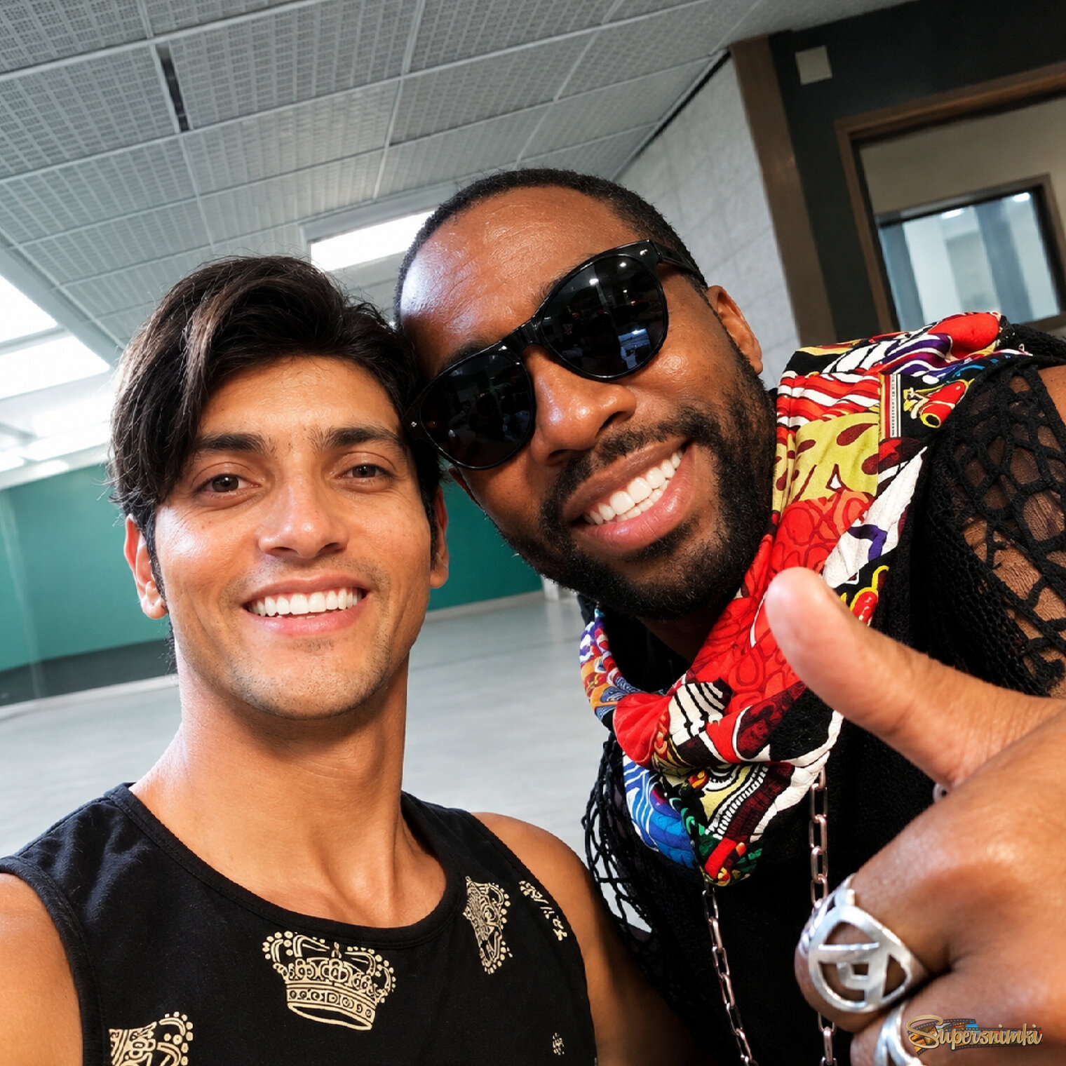 Romero Silva e Lazaro Ramos na Globo