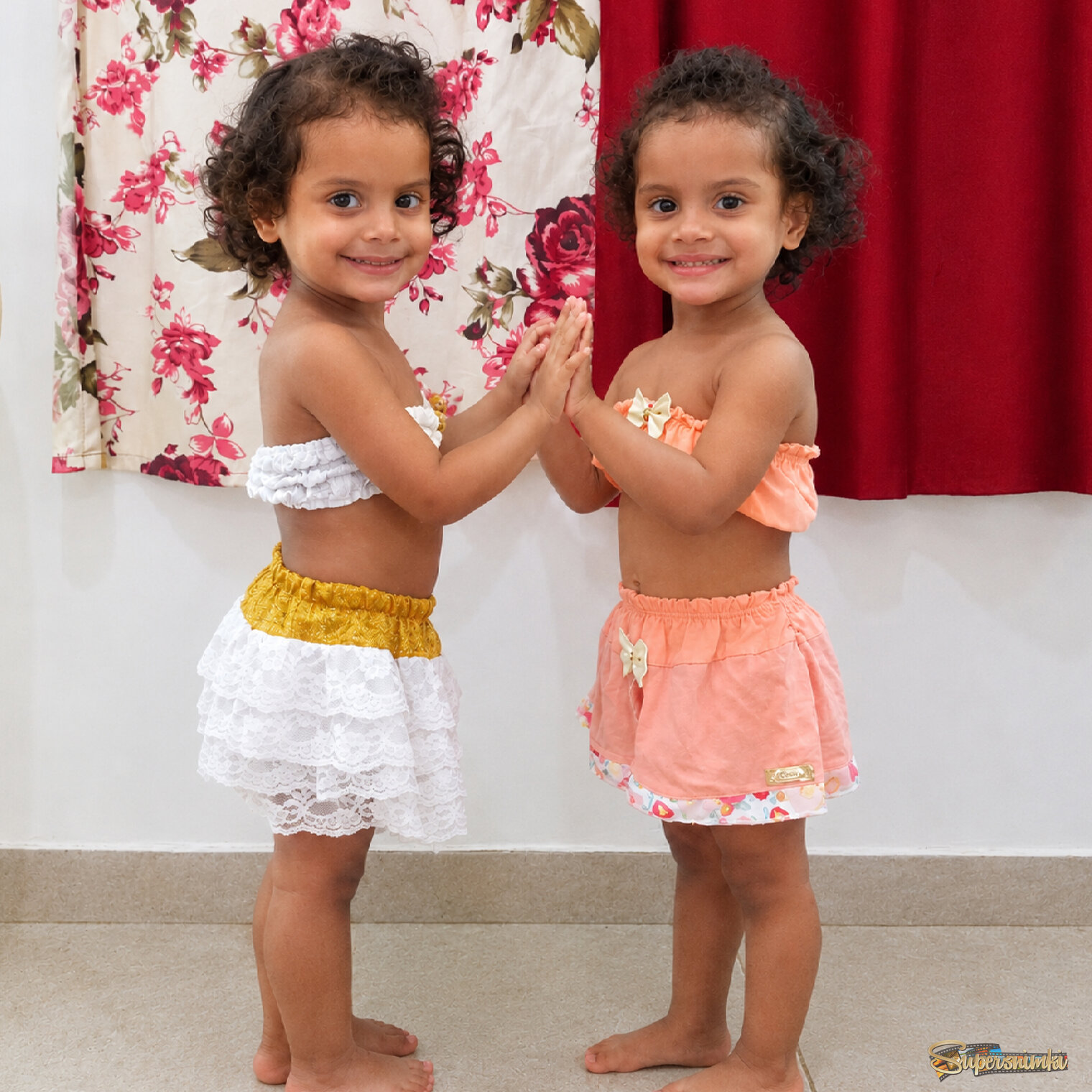 Alanna e Agatha as Gemeas